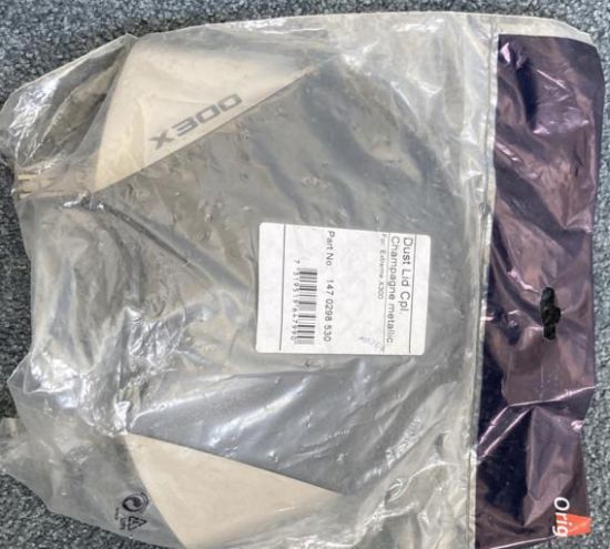 Picture of DUST LID COMPL 