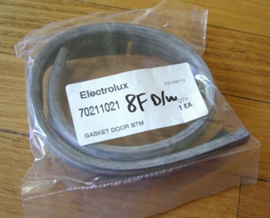 Picture of GASKET DOOR BTM 