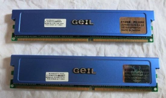 Picture of Geil GE1GB3200BHDC 1GB (2x512MB) PC3200 DDR-400 400MHz 184Pins DDR Memory Module For Fisher & Paykel REFRIGERATOR 