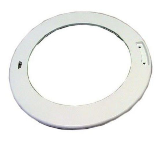 Picture of REAR DOOR GLASS FRAME 