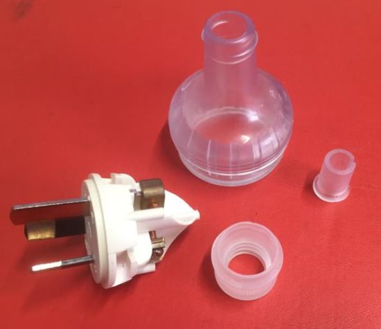 Picture of 10 Amp Plug. Clear. Pack 3. 