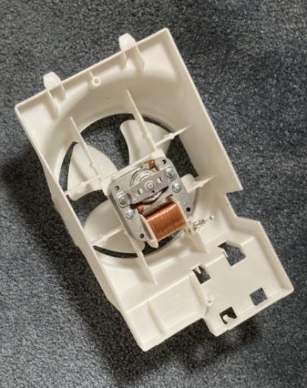 Picture of Fan Motor for RCS511TSA with housing. Used For MENUMASTER MICROWAVE 