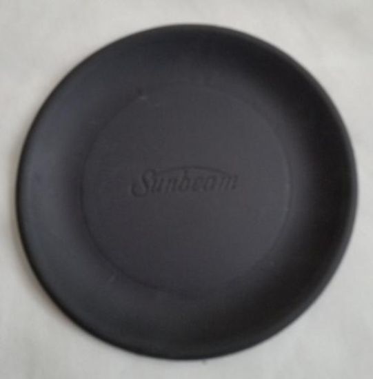Picture of non slip under bowl 